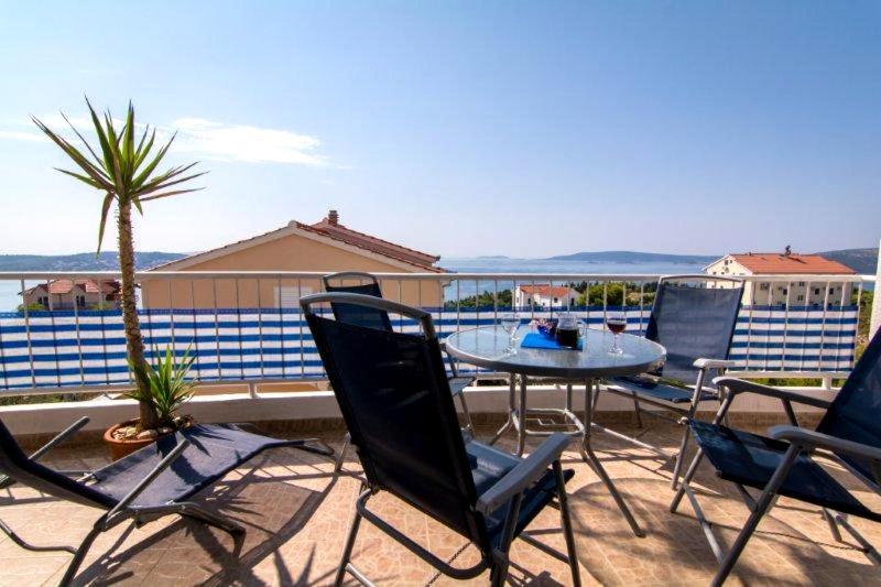 Apartments Jasna Trogir Luaran gambar